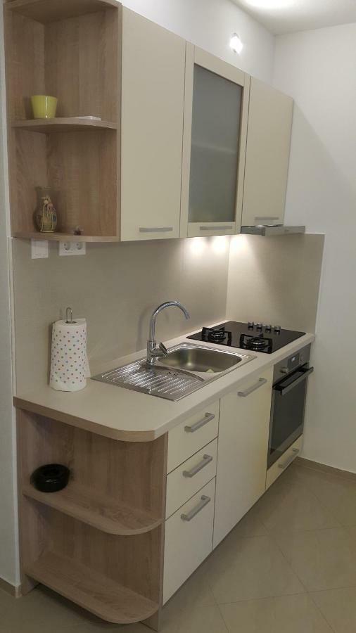 Apartments Anaivana تروغير المظهر الخارجي الصورة