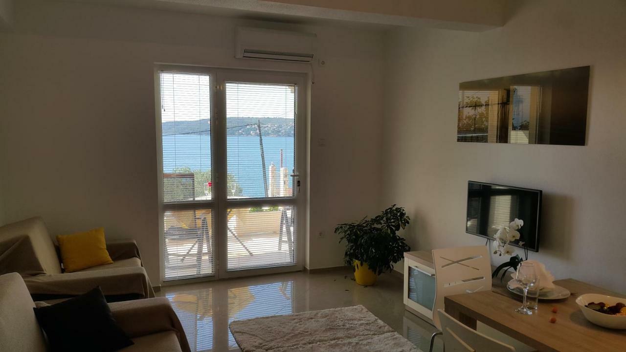 Apartments Anaivana تروغير المظهر الخارجي الصورة